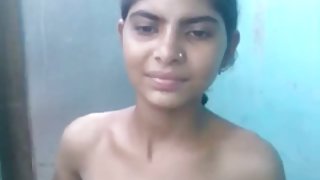 एक बुजुर्ग दादाजी ने युवा कुंकू को पोर्न का सदस्य बना दिया