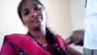 बिलियर्ड टेबल पर, मुलतो ने एक युवा श्यामला को गहरी पोर्न के लिए टो किया