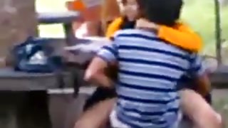 खाल उधेड़नेवाला बेकार रूसी पर पोर्न टेबल