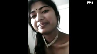 बूढ़े दादाजी ने युवा रूसी लड़की को गड़बड़ किया और शुक्राणु पोर्न के साथ उसे धब्बा दिया