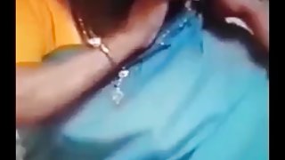 बड़ा आदमी एक युवा सुनहरे बालों वाली पोर्न गड़बड़